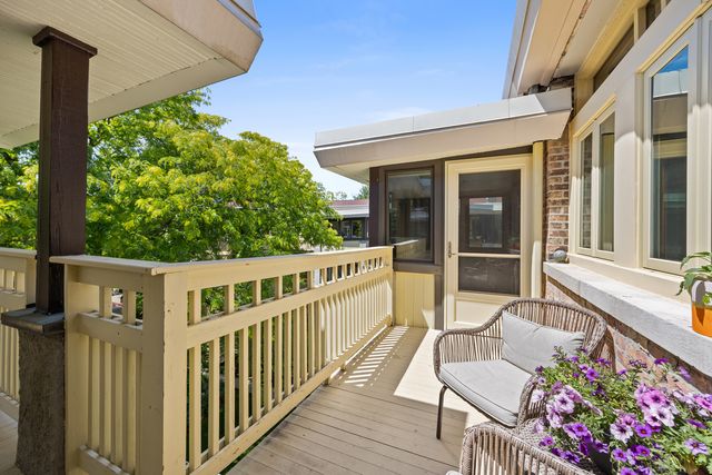 177 Linden Avenue 3, Oak Park, IL 60302