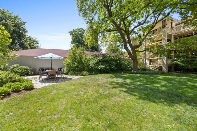 177 Linden Avenue 3, Oak Park, IL 60302