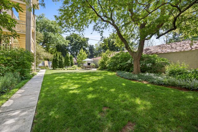 177 Linden Avenue 3, Oak Park, IL 60302