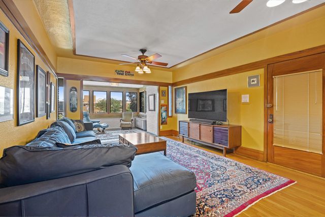177 Linden Avenue 3, Oak Park, IL 60302