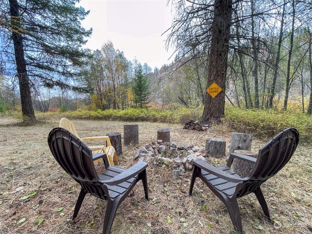 1721 & 1813 Aeneas Valley Road, Tonasket, WA 98855