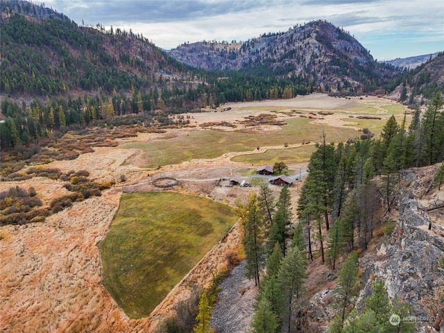 1721 & 1813 Aeneas Valley Road, Tonasket, WA 98855