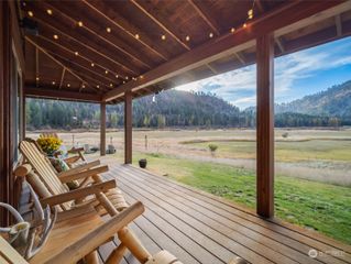 1721 & 1813 Aeneas Valley Road, Tonasket, WA 98855