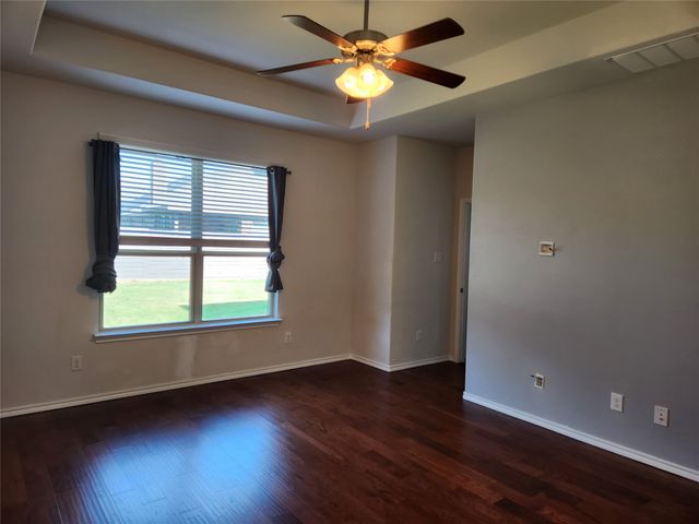 209 Meadows Drive, Argyle, TX 76226