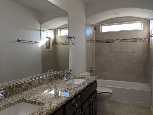 209 Meadows Drive, Argyle, TX 76226