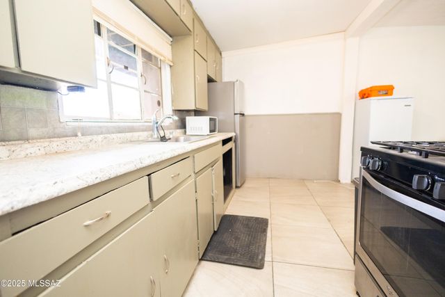 1517 Cochise Drive, Douglas, AZ 85607