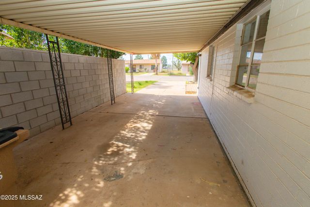 1517 Cochise Drive, Douglas, AZ 85607