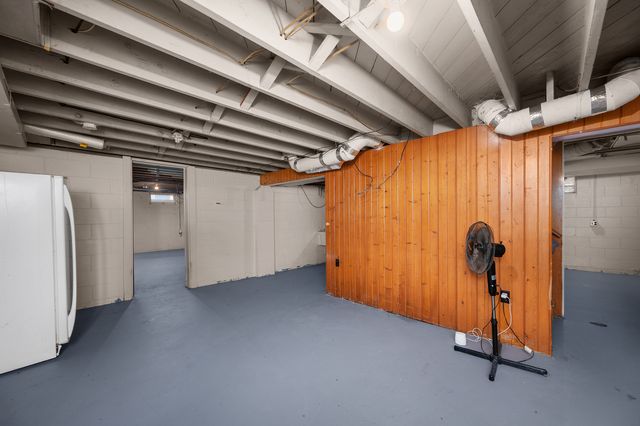 2153 14TH Street, Rock Island, IL 61201