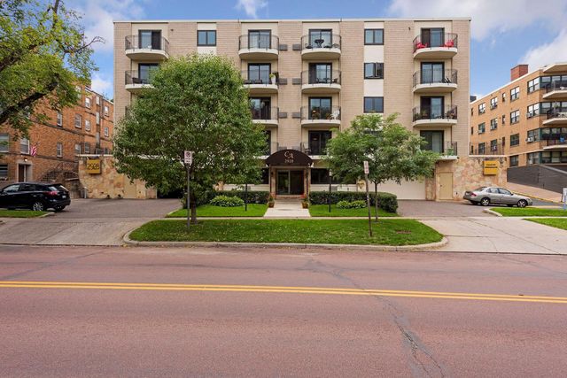 2928 Dean Parkway 5L, Minneapolis, MN 55416