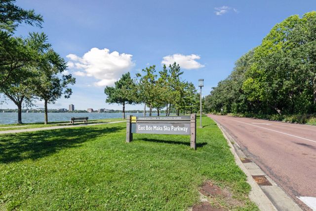 2928 Dean Parkway 5L, Minneapolis, MN 55416