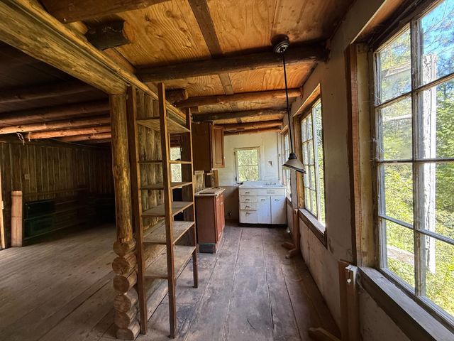 16941 Weeds Point Rd, Camptonville, CA 95922