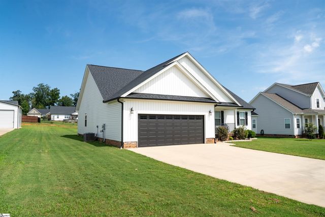 529 Life Lane, Lyman, SC 29365
