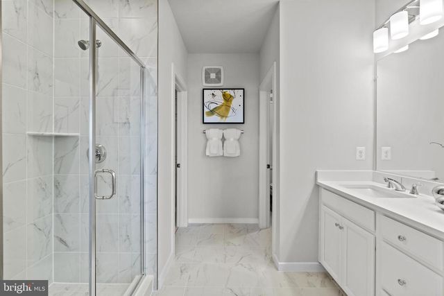 1114A DABNEY DR, Manassas Park, VA 20111