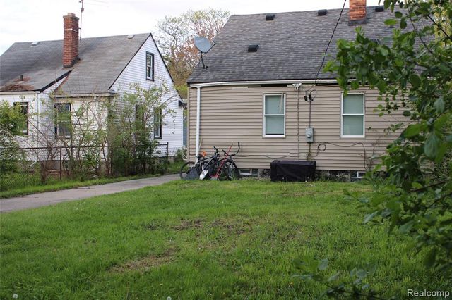 9337 Rutland Street, Detroit, MI 48228