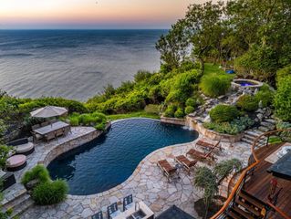 123 Cliff Road W, Wading River, NY 11792