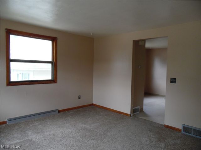 211 Clara Court, Louisville, OH 44641