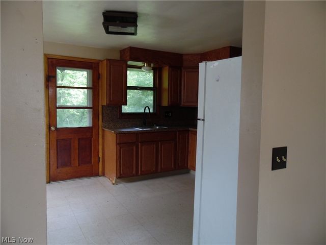 211 Clara Court, Louisville, OH 44641