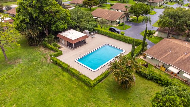 1904 Palmland Drive, Boynton Beach, FL 33436