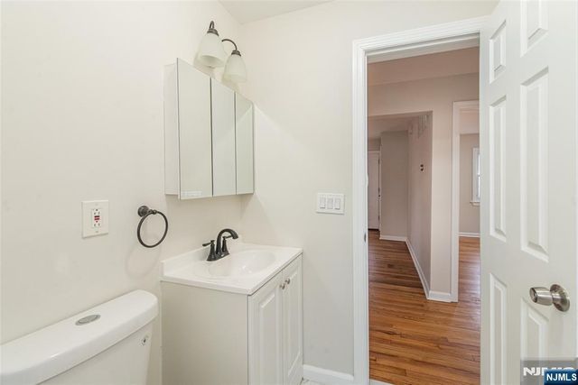 1653 Ardsley Court, Teaneck, NJ 07666