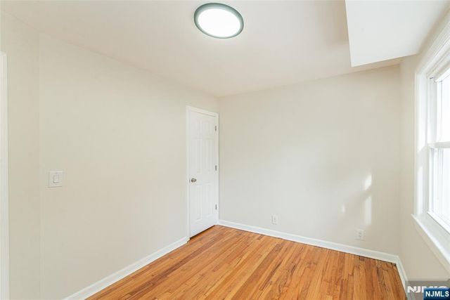 1653 Ardsley Court, Teaneck, NJ 07666