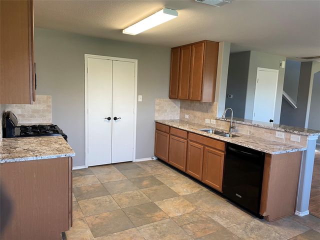 9331 Norwood Trails Drive, Humble, TX 77396