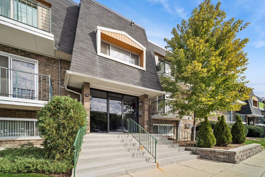 3852 S Parkway Drive 1E, Northbrook, IL 60062 — exterior