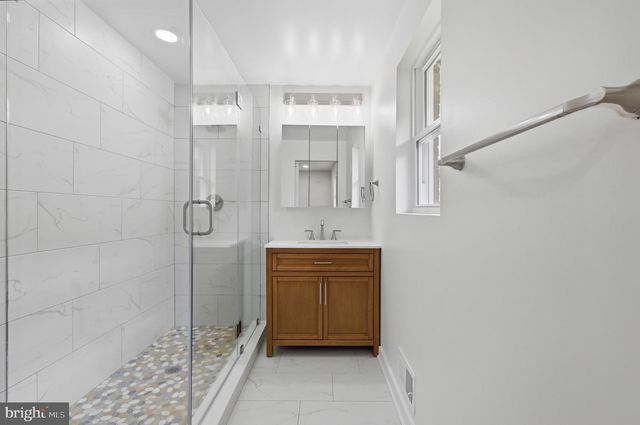 1545 11TH ST S, Arlington, VA 22204