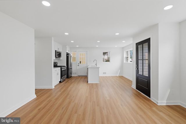 1545 11TH ST S, Arlington, VA 22204