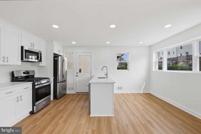 1545 11TH ST S, Arlington, VA 22204