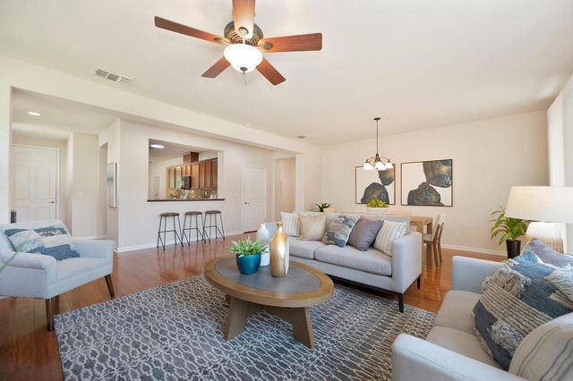 7632 Chatsworth Cir, Elk Grove, CA 95757