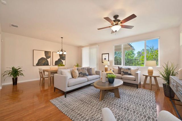 7632 Chatsworth Cir, Elk Grove, CA 95757