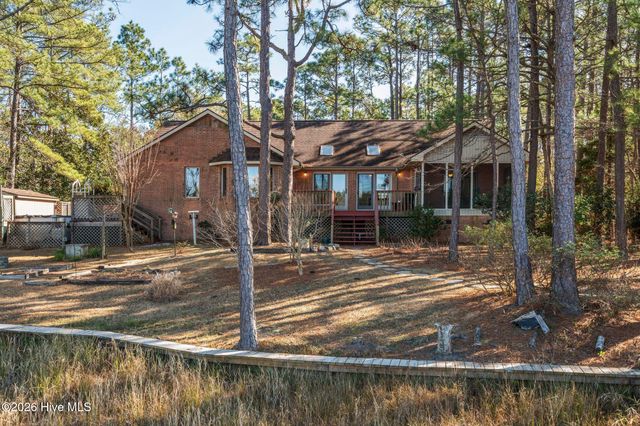 1461 S Shore Drive, Boiling Spring Lakes, NC 28461
