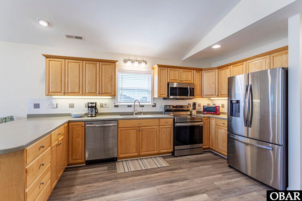 Image 19 of property listing at 101 King Edward Court, Kill Devil Hills, NC 29748