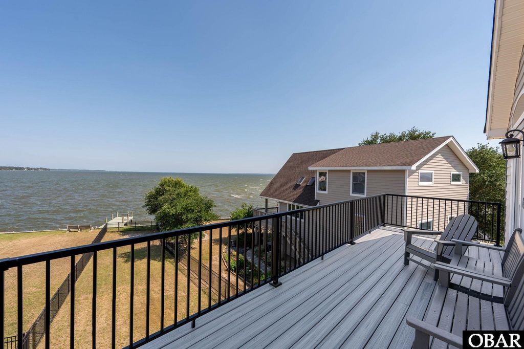 Image 8 of property listing at 101 King Edward Court, Kill Devil Hills, NC 29748