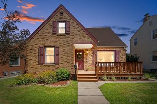 2756 S Fulton STREET, Milwaukee, WI 53207