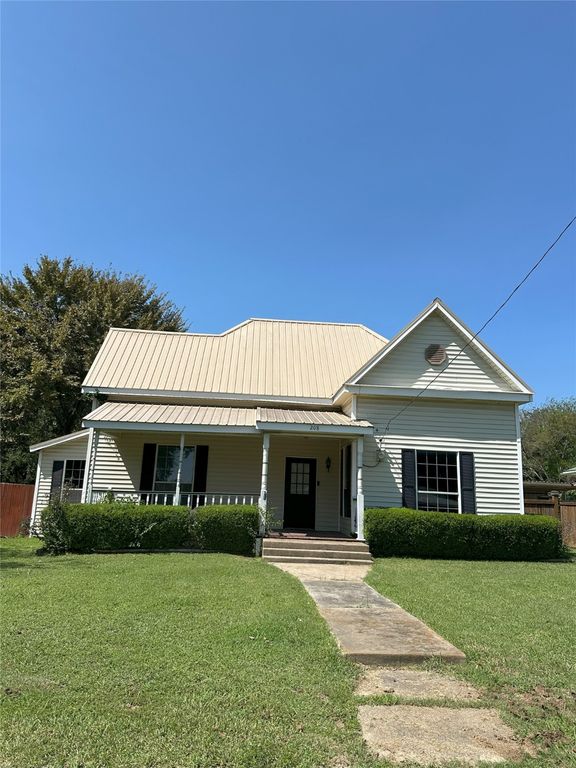 208 Frisco Street, Cumby, TX 75433