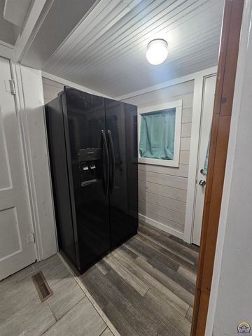 1304 Chestnut ST, Emporia, KS 66801