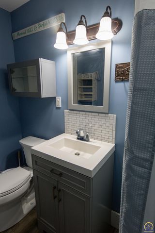 1304 Chestnut ST, Emporia, KS 66801