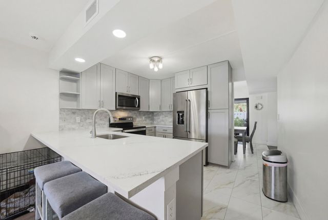 11014 SW 15TH Manor -, Davie, FL 33324