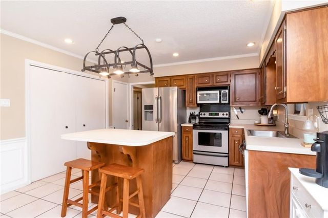 1052 Mccay Avenue, Mobile, AL 36609