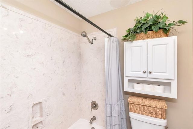 1052 Mccay Avenue, Mobile, AL 36609