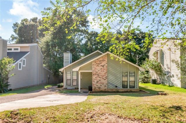 1052 Mccay Avenue, Mobile, AL 36609