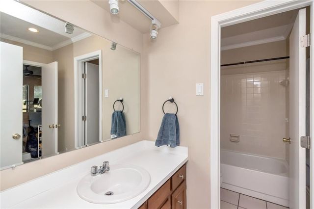 1052 Mccay Avenue, Mobile, AL 36609
