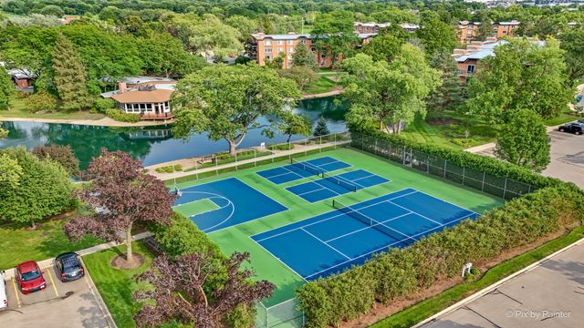 1217 S Old Wilke Road 303, Arlington Heights, IL 60005
