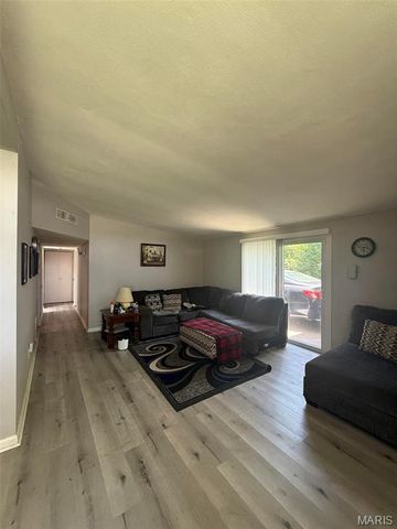 6712 Alder Avenue, St Louis, MO 63134
