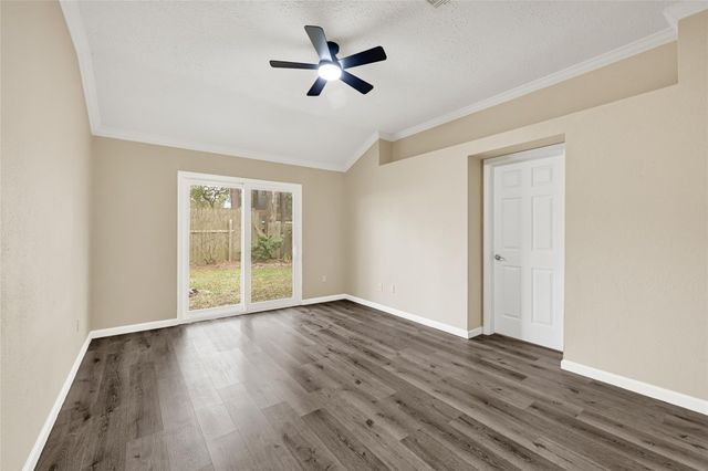 5306 Shady Gardens Drive, Houston, TX 77339