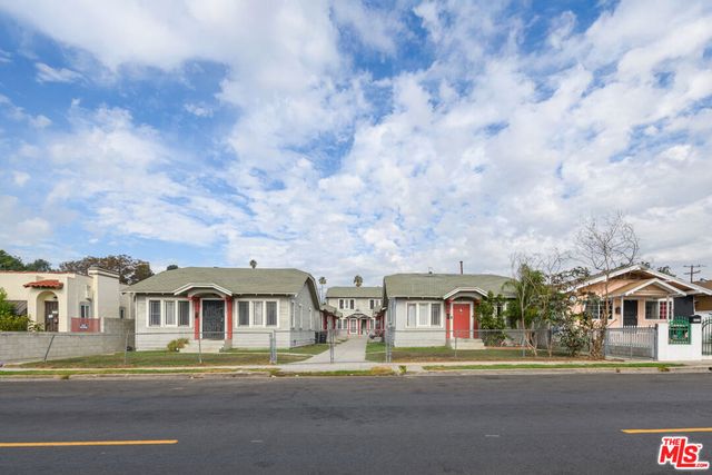 3517 Montclair Street, Los Angeles, CA 90018