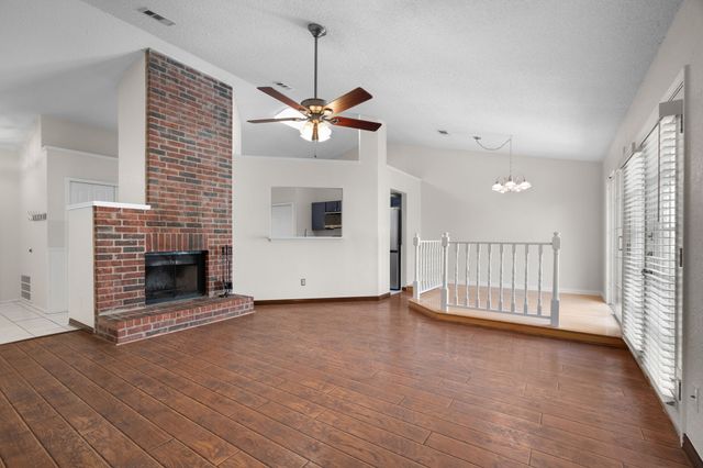 1425 Thistlewood Lane, Grapevine, TX 76051
