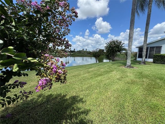 413 EAGLE RIDGE DRIVE 413, Davenport, FL 33837