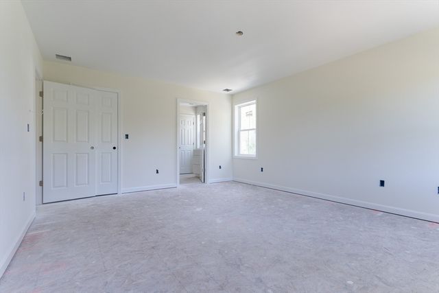 38 Hemlock Street, Douglas, MA 01516